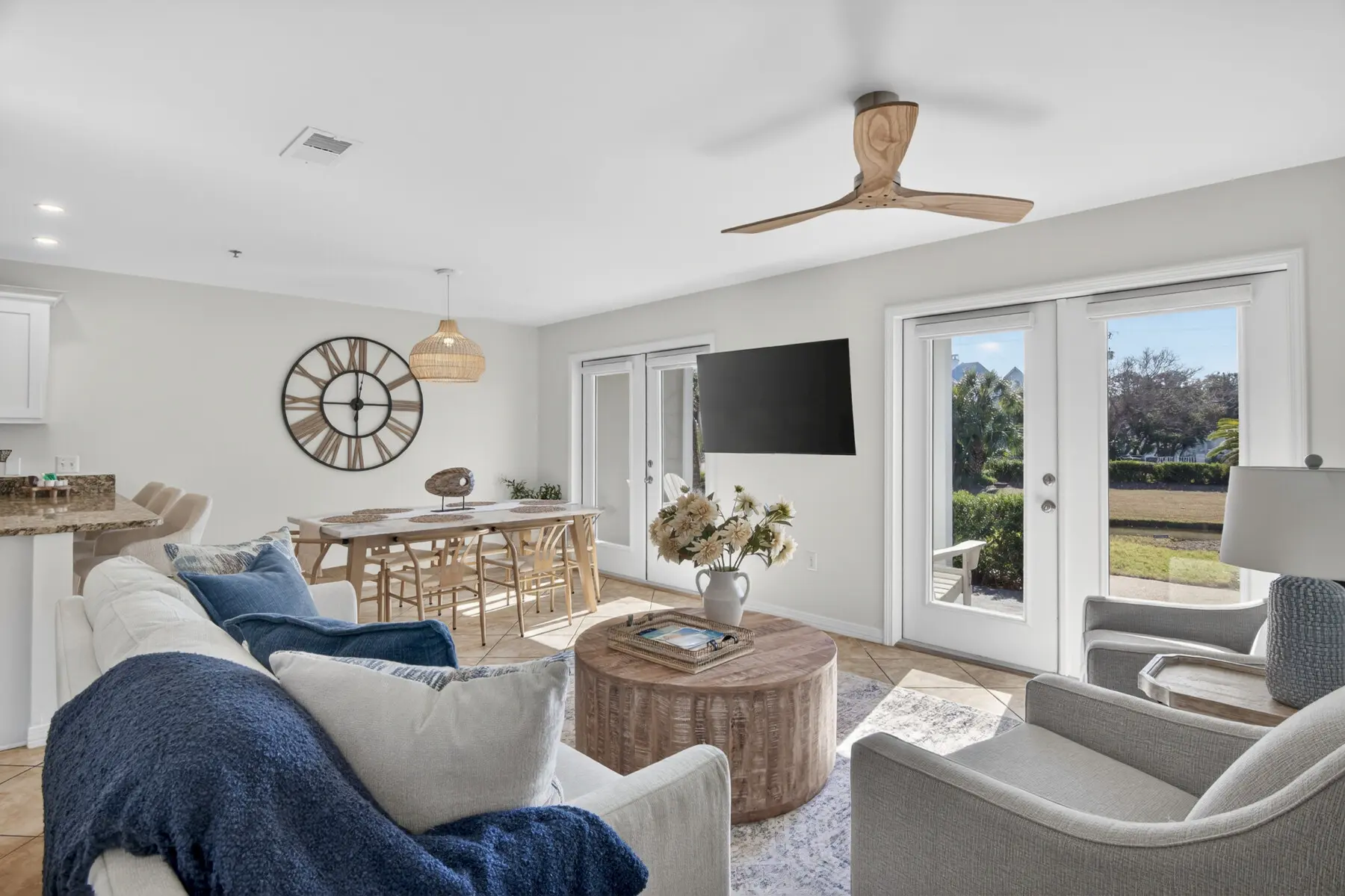 web 144 104 Spires Lane 11