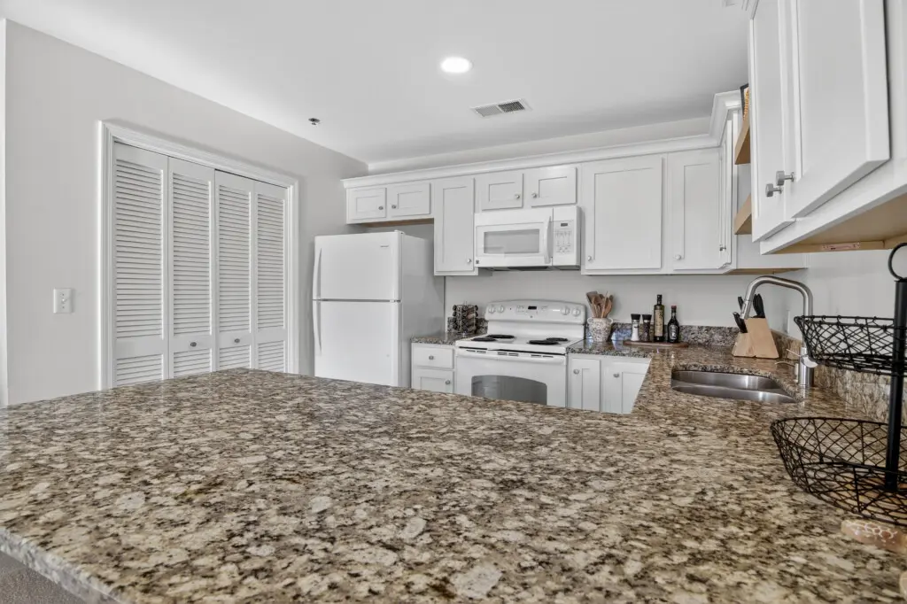 web 144 104 Spires Lane 22