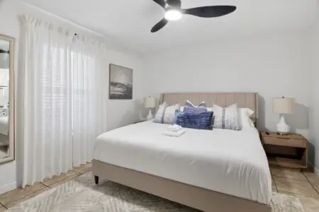 web 144 104 Spires Lane 28