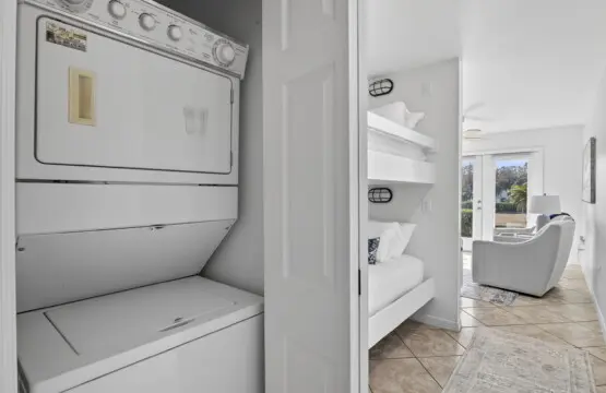 web 144 104 Spires Lane 33