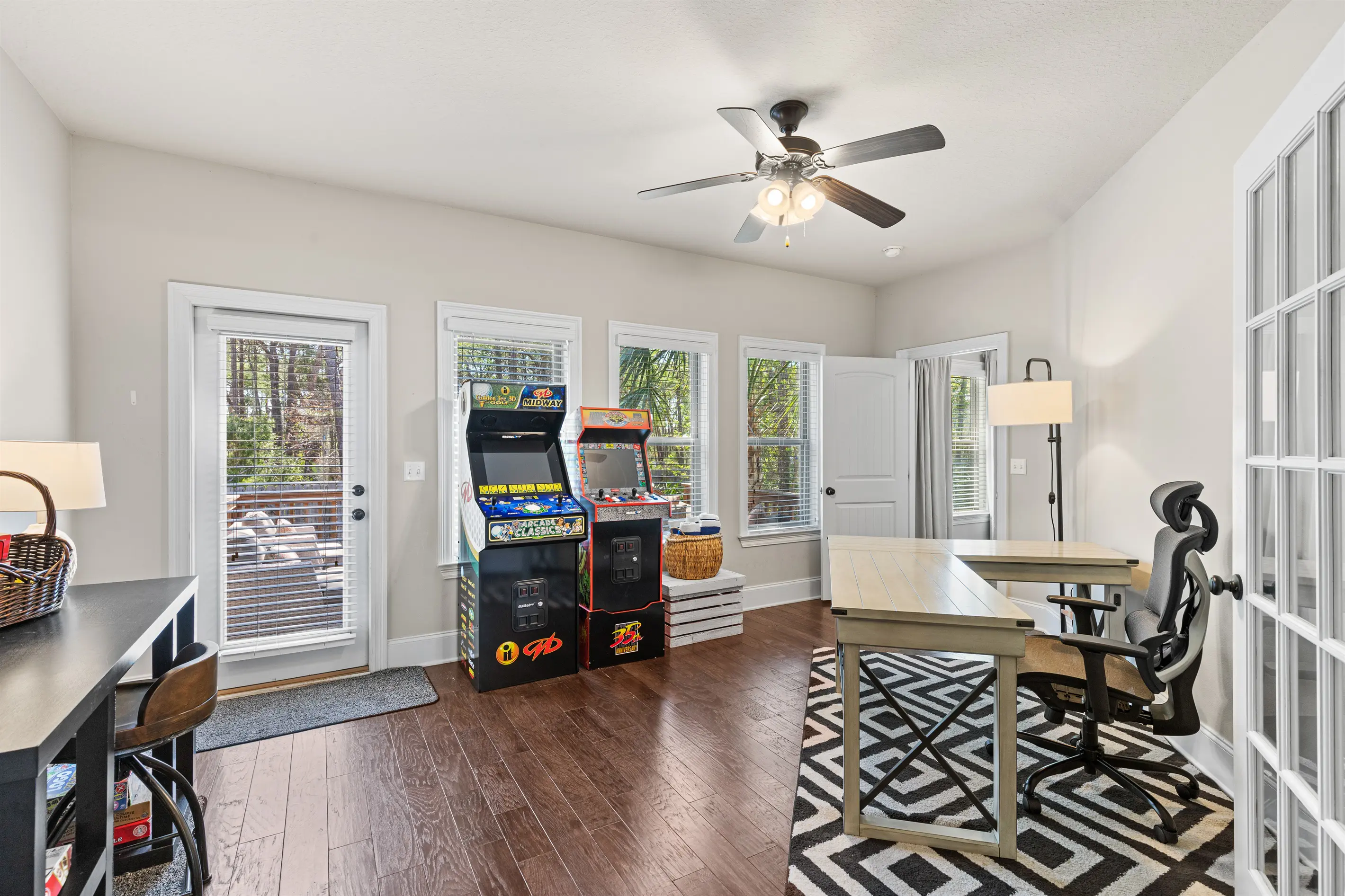 1d725f866f2349d8bfb7bde2c07bb133 LargeOriginal.jpg