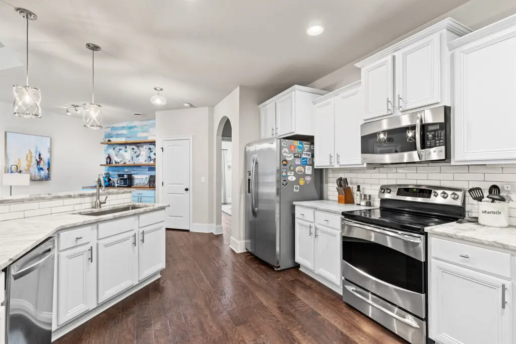 5c33f9423baa4e7292e4c5c216dc39e1 LargeOriginal.jpg