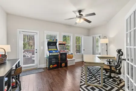 1d725f866f2349d8bfb7bde2c07bb133 LargeOriginal.jpg