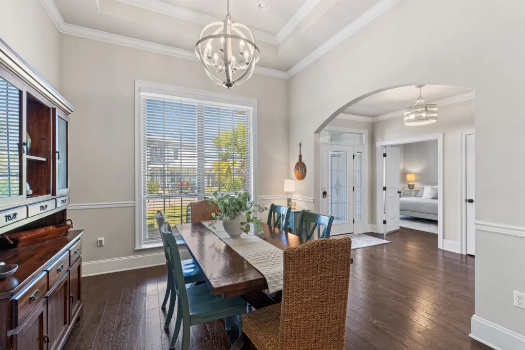 e57ef023981a440db4c1f70b8d45c144 LargeOriginal.jpg