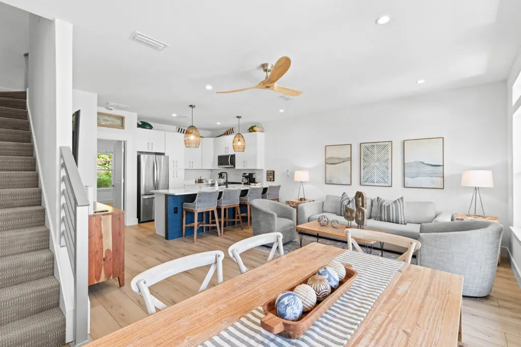 b6095482c40e4a04b701aa0af9fbc29d LargeOriginal.jpg