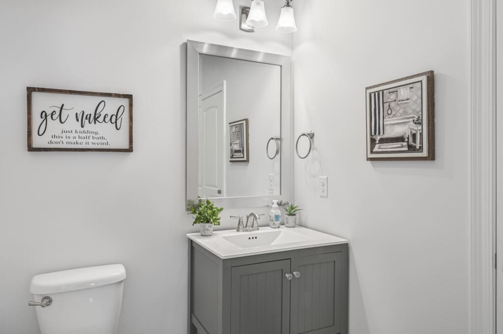 4c3187384bd64ac5bd62cc8f26b2a2ef.jpg